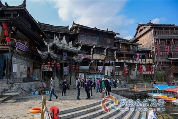 岳飞的武艺在梁山是什么水平？打得过岳飞的好汉有几位？揭秘梁山